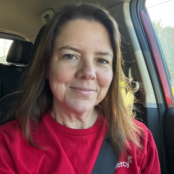 Meet your Posher, Amelia - Picture 1 of 1